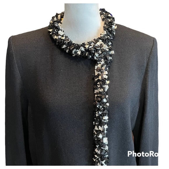 JSS Women's Black and White Luxury Button Down Sweater/Top - Picture 3 of 9